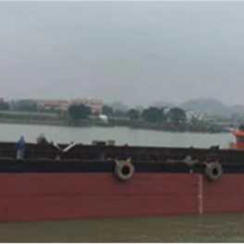 香港1036开底泥驳船